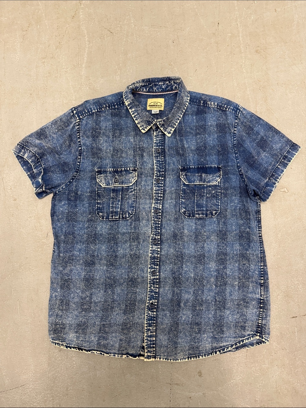 Men's Short-Sleeve Blue Washed Denim Button-Up Shirt